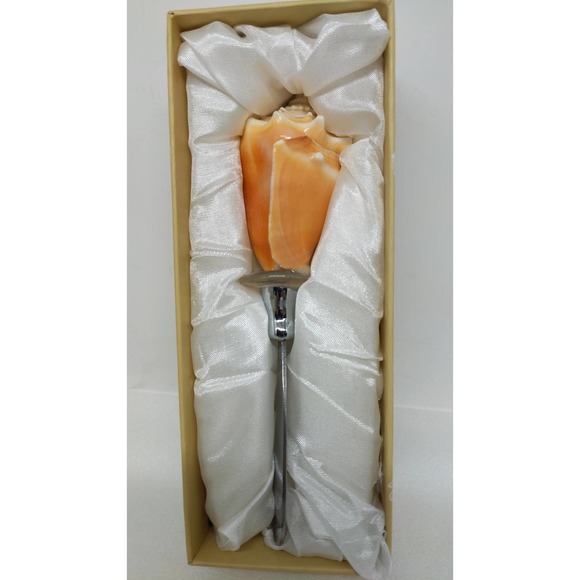 Sand BarSea Shell Spreader   Stainless Steel New  Two's Company Gift box - Picture 1 of 4